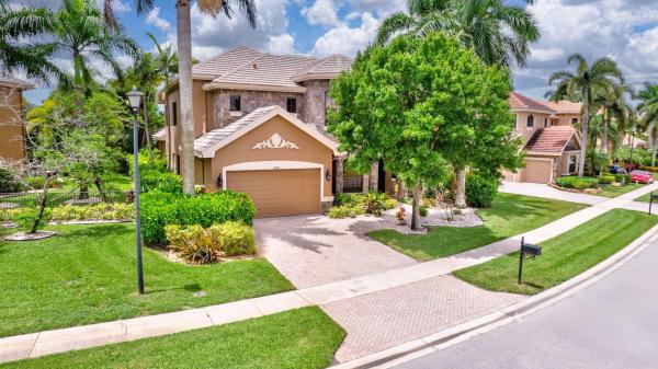 Versailles At Wellington, 3483 Collonade Dr, Wellington, Florida 33449, image 1