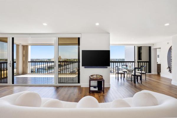 Waterview Towers, 400 N Flagler Dr #1401, West Palm Beach, Florida 33401, image 1
