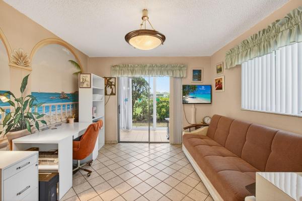 147 Normandy D, Delray Beach, Florida 33484, image 2