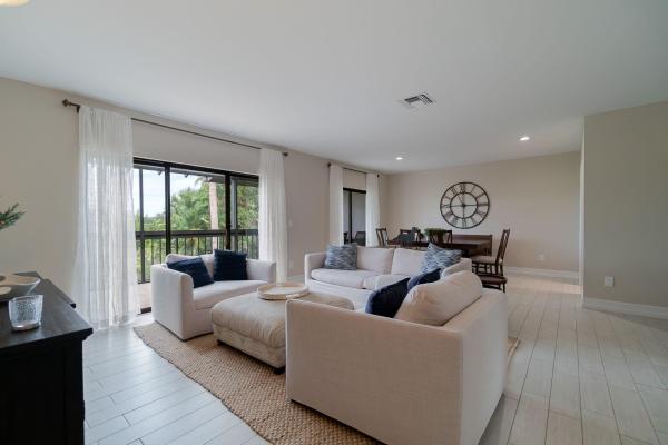 Golf Cottages, 11355 Pond View Dr #D203, Wellington, Florida 33414, image 1