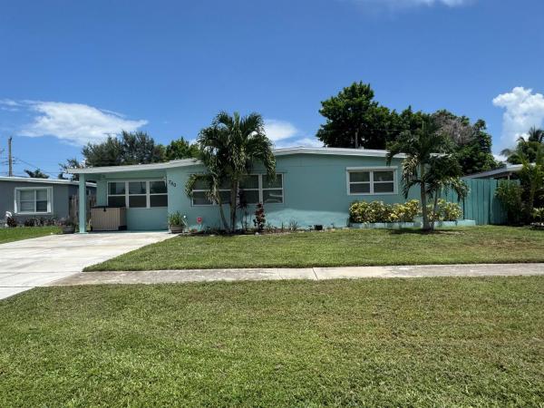 Palm Beach Colony, 750 Hibiscus Dr, Royal Palm Beach, Florida 33411, image 1