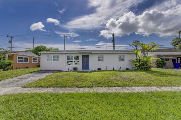 Palm Beach Square, 9188 Birmingham Dr, Palm Beach Gardens, Florida 33410, image 1