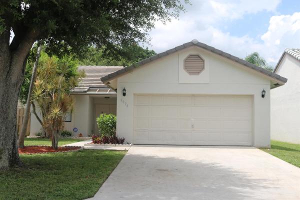 Strawberry Lakes, 6076 Strawberry Lakes Cir, Lake Worth Beach, Florida 33463, image 1
