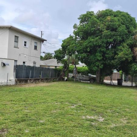 Tamarind Park, 1009 State St, West Palm Beach, Florida 33407, image 1