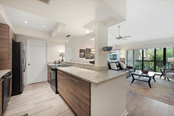 Tennis Lodges, 11863 Wimbledon Cir #525, Wellington, Florida 33414, image 1