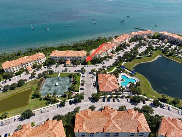 Harbour Isle West, 27 Harbour Isle Dr #106, Fort Pierce, Florida 34949, image 1