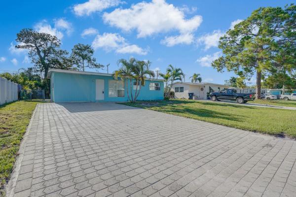 Forest Hill Village, 1828 Maypop Rd, West Palm Beach, Florida 33415, image 1