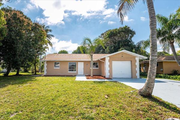 Floresta Pointe, 380 SE Crosspoint Dr, Port St. Lucie, Florida 34983, image 1