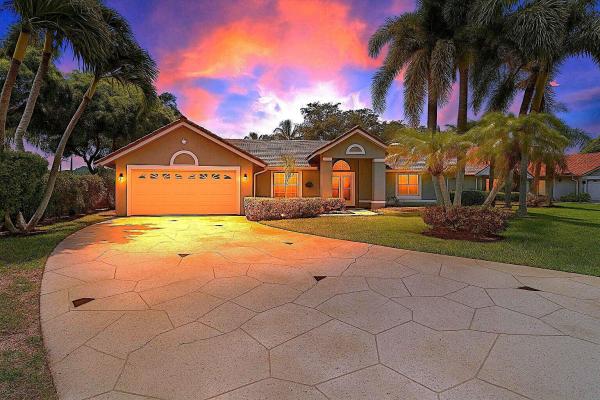 Wedgewood Village, 6073 Wedgewood Village Cir, Lake Worth Beach, Florida 33463, image 1