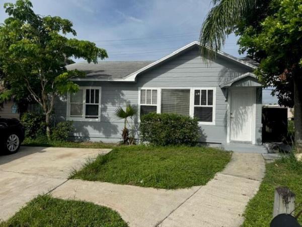 North Lake Worth, 1309 N J St #Front, Lake Worth Beach, Florida 33460, image 1