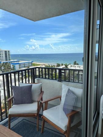 Silver Thatch Atlantic Plaza, 531 N Ocean Blvd #1107, Pompano Beach, Florida 33062, image 1
