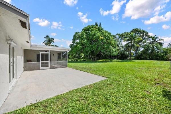 The Willows, 173 Bobwhite Rd, Royal Palm Beach, Florida 33411, image 2