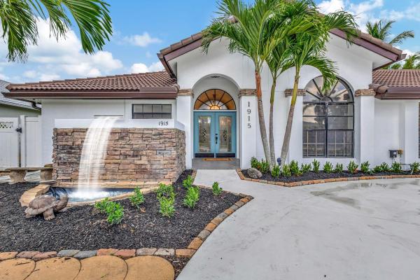 Lynton Circle Of Greenview Shores 2, 1915 Newhaven Ave, Wellington, Florida 33414, image 1