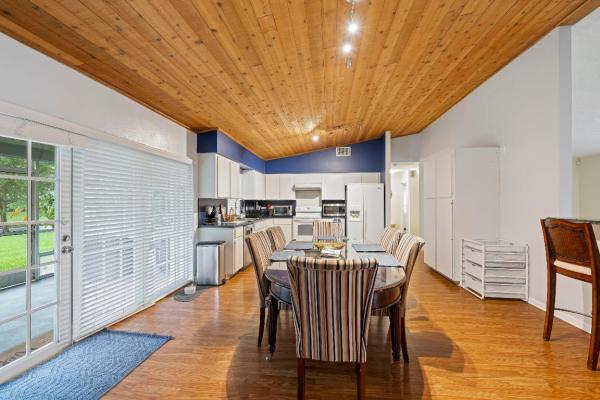 Sugar Pond Manor, 756 Juniper Pl, Wellington, Florida 33414, image 1