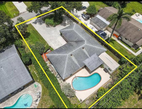 Biltmore Terrace, 4692 Dolphin Dr, Lake Worth Beach, Florida 33463, image 1
