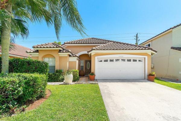 Fairway Cove Of Wellington, 13270 Greenshore Pl, Wellington, Florida 33414, image 1