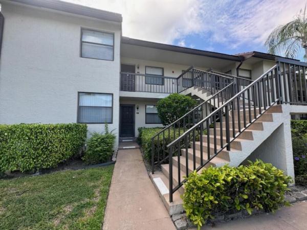 7674 Tahiti Ln #101, Lake Worth Beach, Florida 33467, image 1