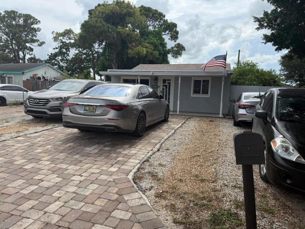 Hi-Pine Homesites, 921 State St, Lake Worth Beach, Florida 33461, image 1