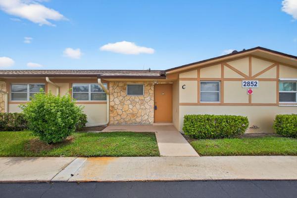 2852 Crosley C Dr #C, West Palm Beach, Florida 33415, image 1
