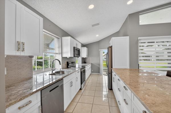 Lakeridge, 6037 Bay Isles Dr, Boynton Beach, Florida 33437, image 1