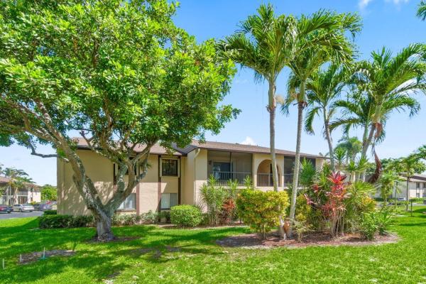 432 Pine Glen C2 Ln #C-2, Greenacres, Florida 33463, image 1