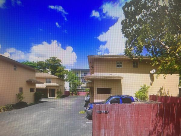 451 NE 136th St #Ii-209, Miami, Florida 33161, image 1