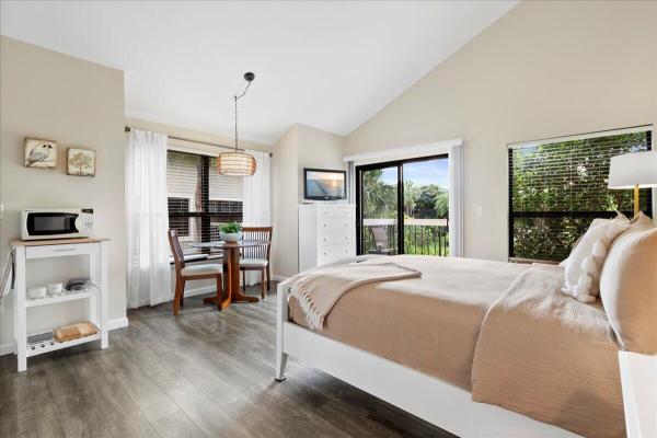 Tennis Lodges, 11863 Wimbledon Cir #540, Wellington, Florida 33414, image 1