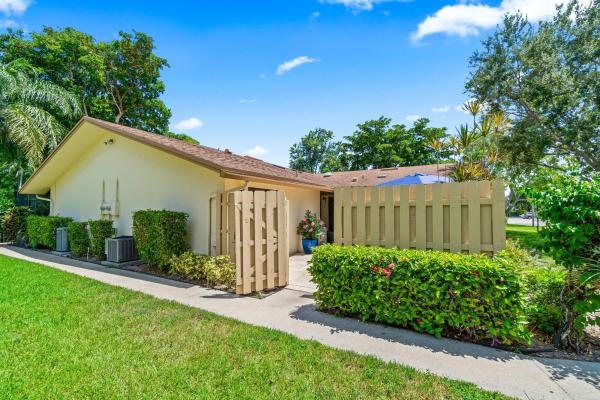Rainberry Bay, 825 NW 29th Ave #B, Delray Beach, Florida 33445, image 1