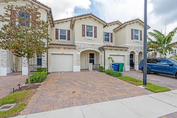 Azalea Isle, 5515 NW 27th St, Lauderhill, Florida 33313, image 1