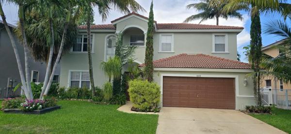 Shadow Creek Village, 6243 Shadow Tree Ln, Lake Worth Beach, Florida 33463, image 1