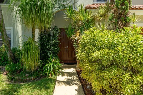 Shadow Creek Village, 6243 Shadow Tree Ln, Lake Worth, Florida 33463, image 2