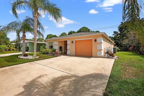 Spanish Lakes Country Club Village, 21 Vista De Laguna, Fort Pierce, Florida 34951, image 1