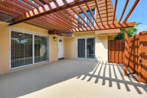 Palms Of Delray, 2555 Albatross Rd #2-A, Delray Beach, Florida 33444, image 1