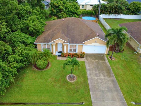 4511 NW Glazbrook St, Port St. Lucie, Florida 34983, image 1