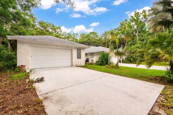 Loxahatchee Groves Residential, 15884 North Rd, Loxahatchee Groves, Florida 33470, image 1