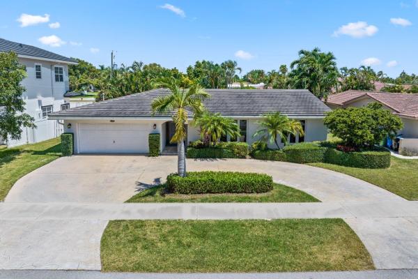 Coral Ridge Country Club, 2331 NE 35th Dr, Fort Lauderdale, Florida 33308, image 1
