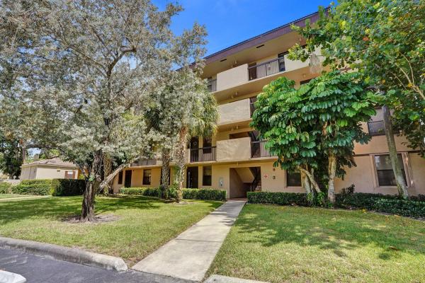 Applewood Village 1, 2659 Carambola Cir #A105, Coconut Creek, Florida 33066, image 1