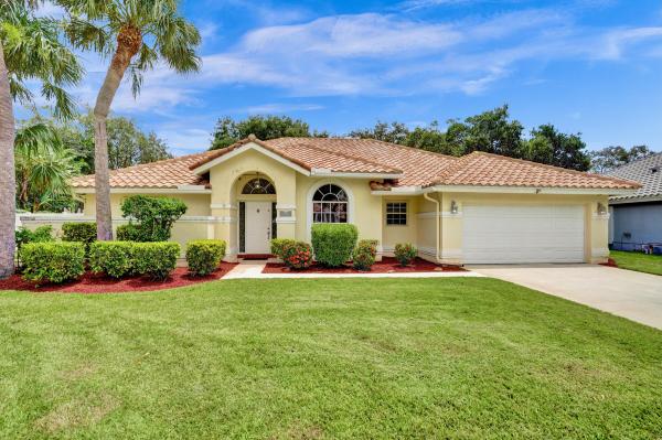 Addington Estates East At Lake Charleston, 7608 Monclair Ct, Lake Worth Beach, Florida 33467, image 1