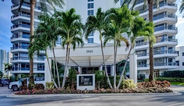 Mystic Pointe Tower 200, 19101 NE 36th Ct #3006, Aventura, Florida 33180, image 1
