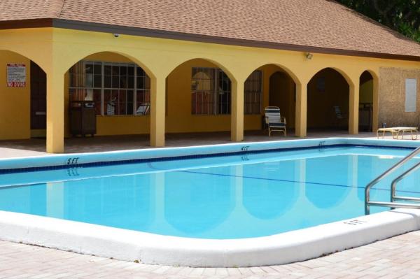 Casa Del Rio, 470 NW 20th St #2080, Boca Raton, Florida 33431, image 2