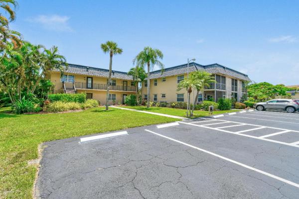 Park Plaza, 1100 E Indiantown Rd #101, Jupiter, Florida 33477, image 1
