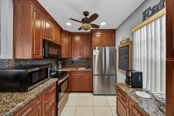 944 Normandy Trl #T, Delray Beach, Florida 33483, image 1