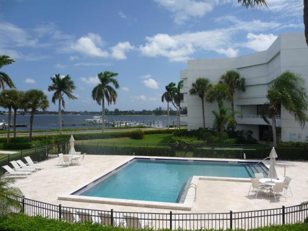 Flagler Yacht Club, 3701 S Flagler Dr #A204, West Palm Beach, Florida 33405, image 1