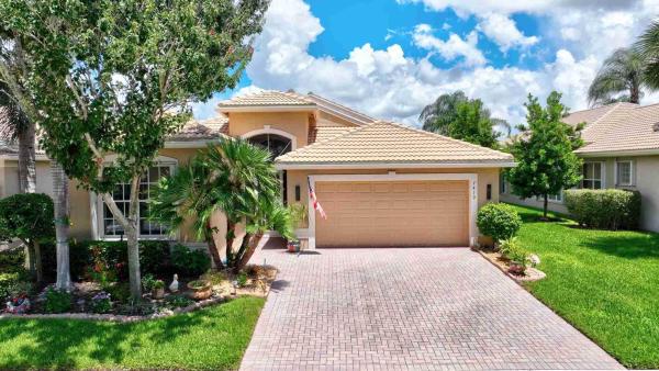 Valencia Pointe, 7419 Twin Falls Dr, Boynton Beach, Florida 33437, image 1