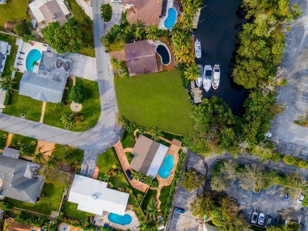 Hillsboro Heights, 462 NE 9th Ave, Deerfield Beach, Florida 33441, image 1