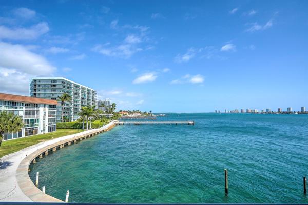 Wilshire West, 410 Wilma 303rd Cir #303, Riviera Beach, Florida 33404, image 1