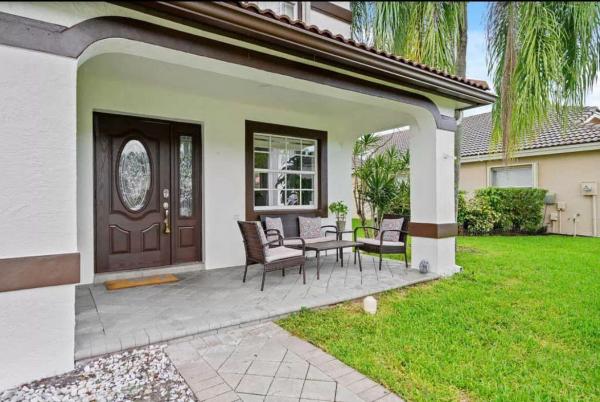 Emerald Bay, 11185 Grandview Mnr, Wellington, Florida 33414, image 1