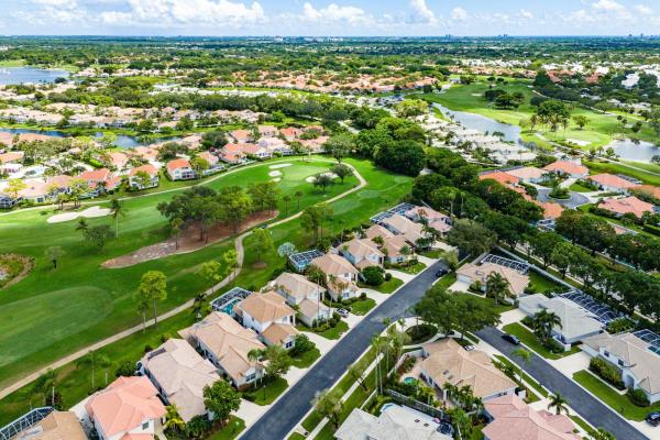 Eagleton Lakes, 145 Eagleton Ct, Palm Beach Gardens, Florida 33418, image 3