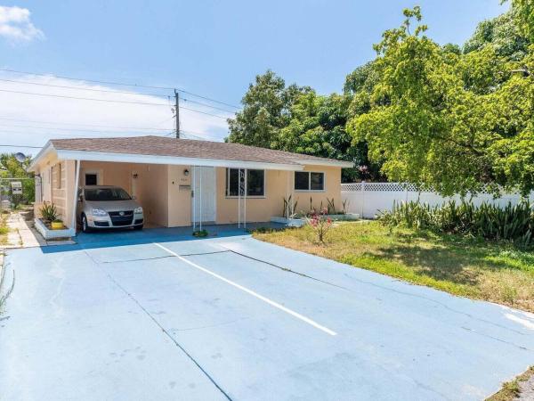 North Andrews Gardens, 4230 NE 1st Ter, Oakland Park, Florida 33334, image 1