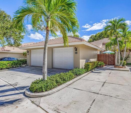 Patio Homes, 301 Old Meadow Way, Palm Beach Gardens, Florida 33418, image 1